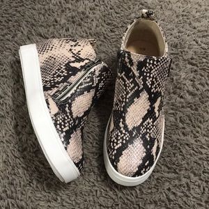 Snake skin wedges